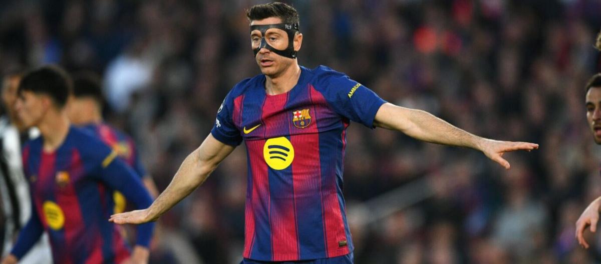 欧冠联赛——莱万多夫斯基攻入2球　巴塞罗那7比2击败纽卡斯尔