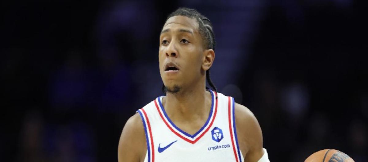 官方：爵士与发展联盟控卫钱德勒签下10天合同