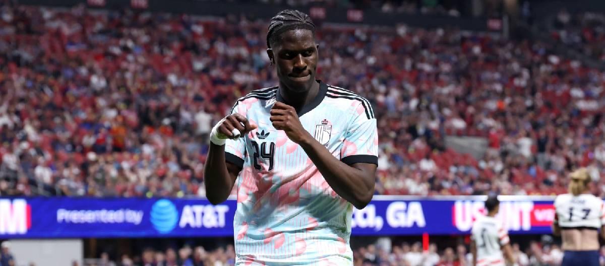 阿马杜·奥纳纳打进了个人国家队首球，助力比利时在友谊赛中取得胜利