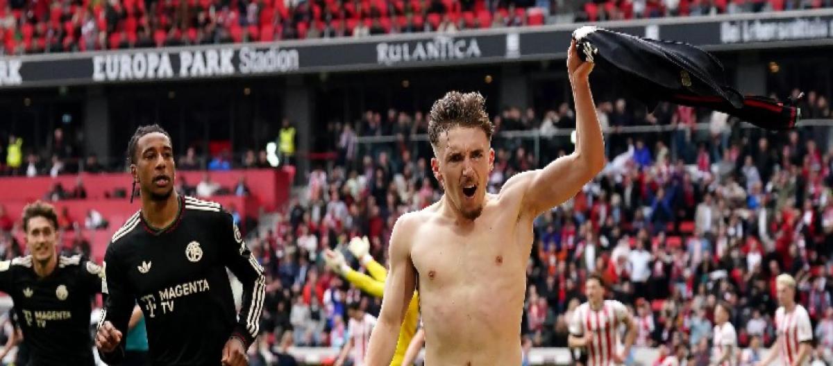 Bundesliga – Bischoff's brace and Karl's late winner secured a 3-2 comeback victory for Bayern Munich against Freiburg, allowing them to maintain their top spot in the Bundesliga.