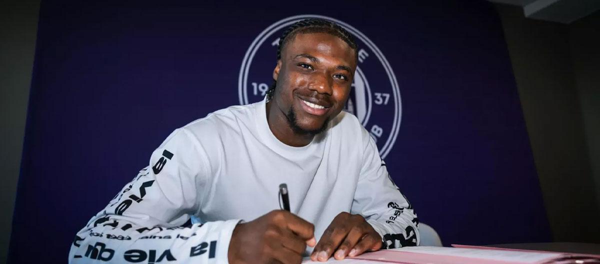 图卢兹与法国U19国脚后卫塞尼·库姆巴萨完成续约。