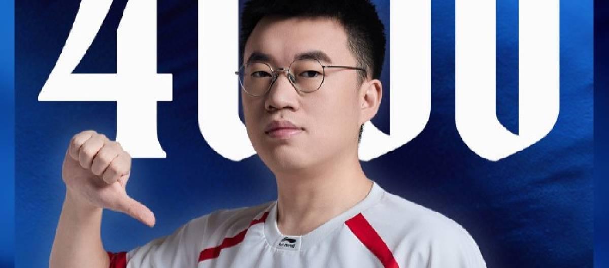 WBG eSports Club player Xiaohu reaches the milestone of 4000th kill in his professional career.