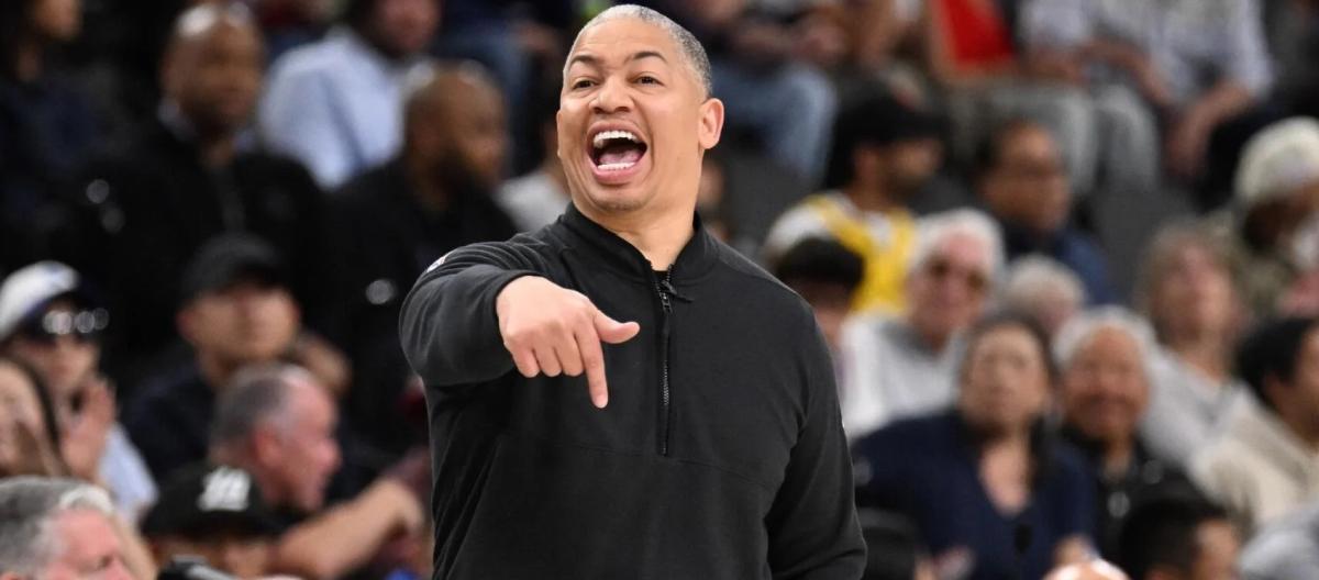 Tyronn Lue believes that turnovers and defensive issues led to the Clippers' loss to the Warriors, preventing them from making the playoffs.