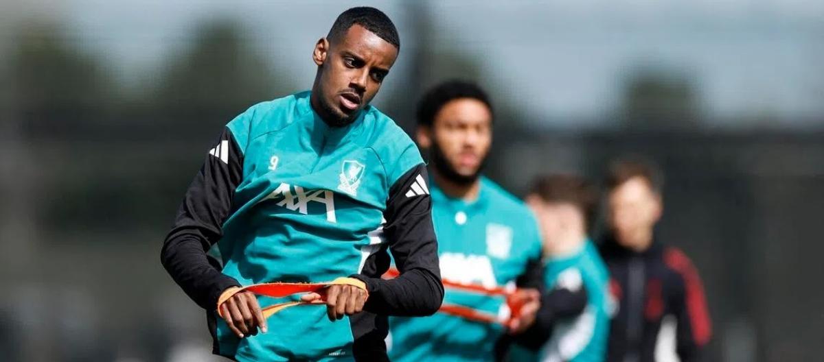 斯洛特认为伊萨克还未准备好踢满90分钟