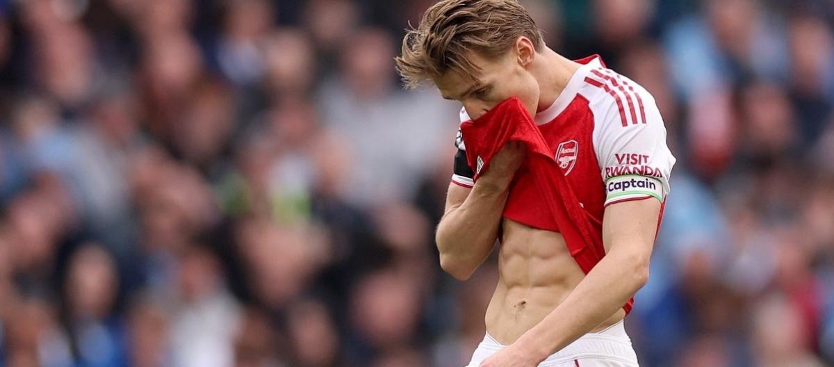 We must learn from this defeat and urge Arsenal to persevere.