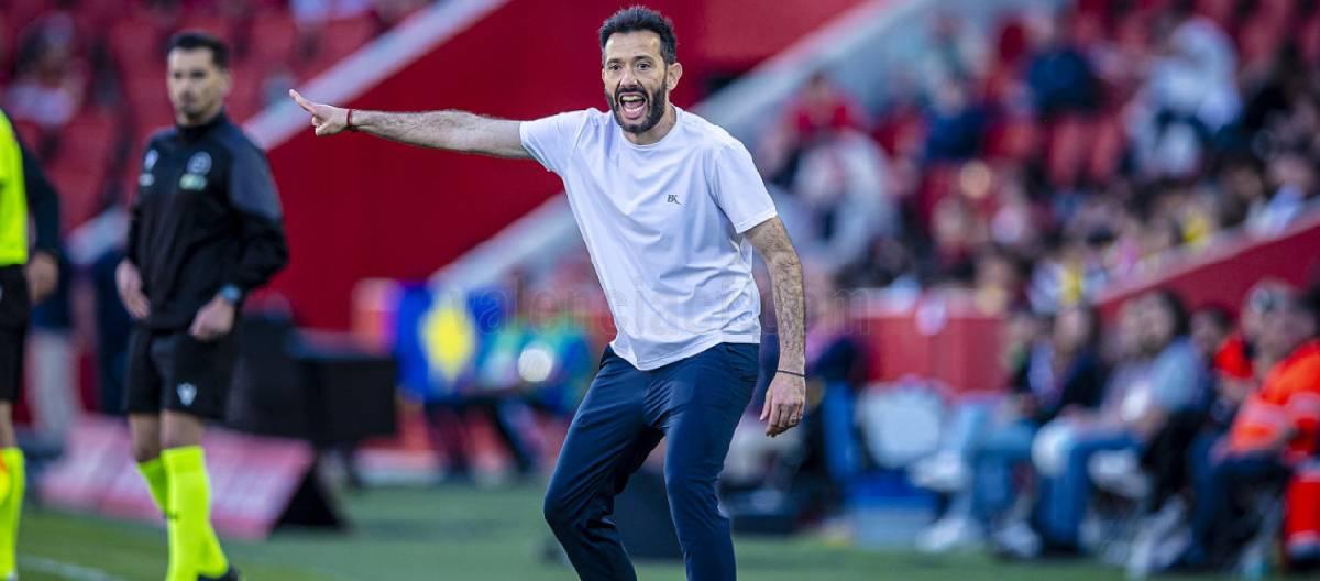 卡洛斯·科尔贝兰很高兴球队在比赛中没有放弃，而是充满激情地投入其中