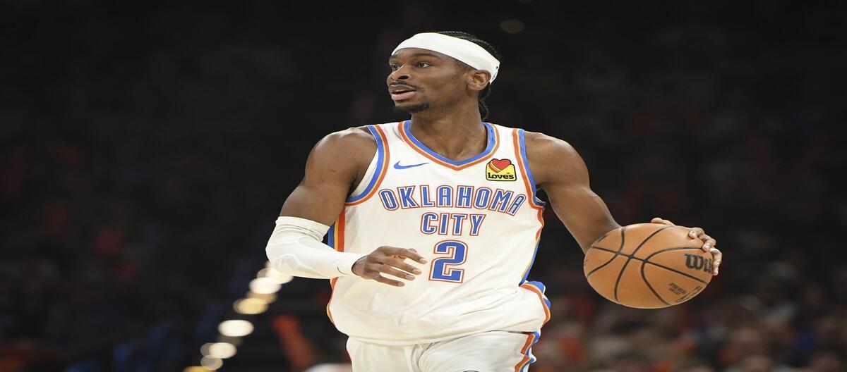 Alexander was named the Clutch Player of the Year with 175 points in clutch moments, ranking first in the league.