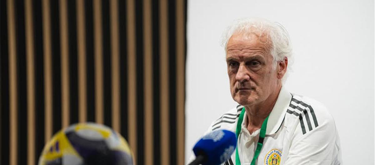 Curaçao manager Fred Rutten has been officially dismissed, and Dick Advocaat is expected to return for a second stint. Curaçao manager Fred Rutten has been officially dismissed, and Dick Advocaat is expected to return for a second stint.