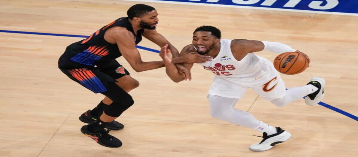 Mitchell denied any issues with his form and emphasized that the Cavaliers were not afraid of adversity.