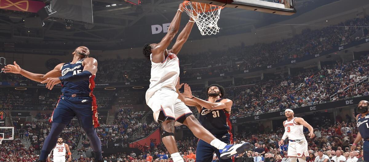 Mitchell scored 31 points in a losing effort as the Knicks defeated the Cavaliers 130-93 to advance to the NBA Finals.
