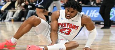 Detroit Pistons guard Jaden Ivey undergoes surgery on fractured fibula in left leg
