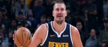 尼古拉·约基奇因病缺席对阵波士顿凯尔特人的比赛