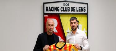 Roma goalkeeper Matthew Ryan officially joins Lens for a transfer fee of 800,000 euros