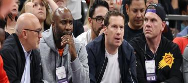 太阳与爵士达成1换3首轮签交易，为追求巴特勒积累筹码