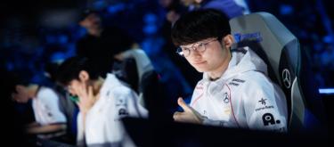 T1战队险胜BLG，勇夺《英雄联盟》S14全球总决赛冠军