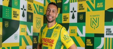 Former Arsenal France international defensive midfielder Francis Coquelin joins Nantes on a free transfer..