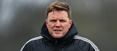 Eddie Howe says team must go all out to get victory against Liverpool