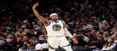 双倍里程碑！穆迪助攻库里命中第4000记三分，同时迎来生涯第200次助攻