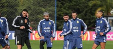 Argentina coach Scaloni responds to Brazilian striker Rafinha's bold words