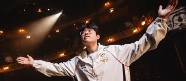 英雄联盟：Zeus离队真相曝光，实力与薪资不成正比。（二）