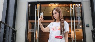 As e-sports content becomes more life-oriented, Xiaohongshu will attract more female attention. (II)