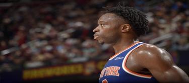 阿努诺比手感冰冷半场仅得4分 外线三连铁尼克斯陷苦战