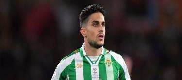 Official: Betis extends contract with 34-year-old central defender Marc Bartra until 2027