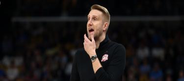 灰熊临时教练托马斯·伊萨洛确认转正，成为NBA首位芬兰籍主帅