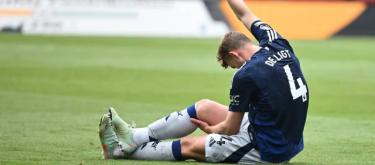 马泰斯·德利赫特比赛中伤退　主帅阿莫林担心未来阵容