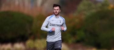 热刺中场詹姆斯·麦迪逊因膝伤赛季报销