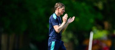 Oliver Glasner updates players ahead of game against Tottenham