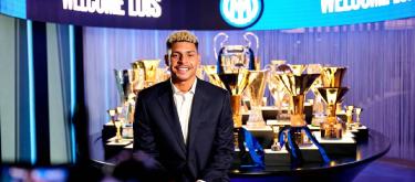 路易斯·恩里克很高兴能够加入国际米兰，并表示他迫不及待想在这里踢球