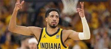 步行者将总比分变成3比3　奥比·托平：哈利伯顿就是一个战士