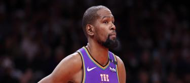 Official: Suns trade Durant to Rockets for Green, Dillon and 6th pick