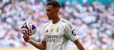 库尔图瓦称赞阿诺德帮助球队进步