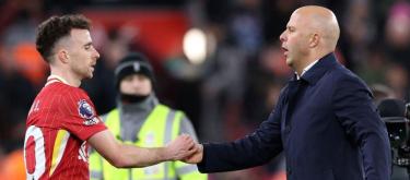 阿尼·斯洛特沉痛悼念若塔：“他充分体现了利物浦球员应有的特质”..