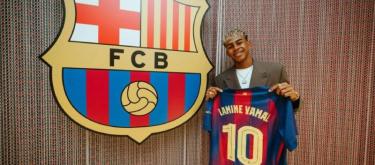 Lamine Yamal extends contract until 2031 and officially takes over Barcelona's No.10 jersey