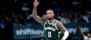 Damian Lillard to return to Portland Trail Blazers on three-year deal