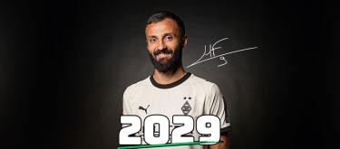 Borussia Mönchengladbach completes contract extension with French attacking midfielder Franck Honorat..