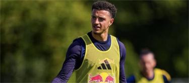 Leeds United defender Ampadu happy with new signings' adaptation