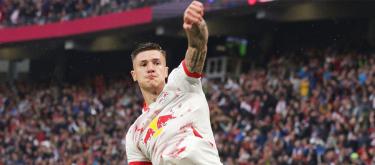 Fabrizio Romano confirm Manchester United will compete for the signing of RB Leipzig wonderkid Benjamin Šeško with Newcastle United..