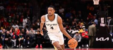 德阿隆·福克斯4年2.29亿美元续约圣东尼奥马刺