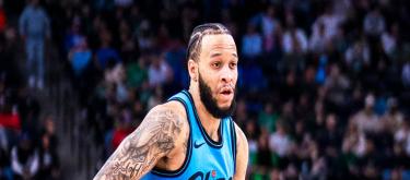 官方：雄鹿正式签下自由球员阿米尔·科菲