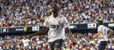 穆克塔尔·迪亚卡比坦言对球队取得胜利感到很高兴，并希望未来能够为球队取得更多进球