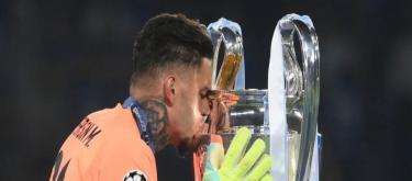 Official: Manchester City goalkeeper Ederson officially joins Fenerbahce and will wear the No. 31 jersey