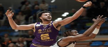 Trail Blazers sign former Thunder and 76ers forward Alex Reese