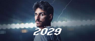 瓦伦西亚与葡萄牙籍攻击型中场安德烈·阿尔梅达完成续约..