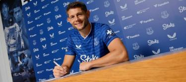 James Tarkowski signs new contract with Everton, keeping him at the club until June 2028