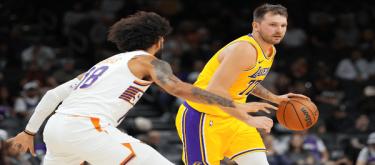 Lakers lost to Suns 104-113; Doncic and Reeves combined for 50 points but couldn't save the team
