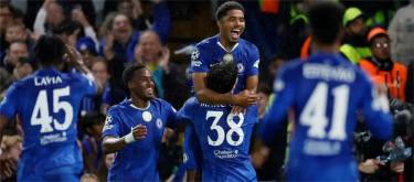 Champions League - Chelsea beat Ajax 5-1 to secure their second consecutive victory